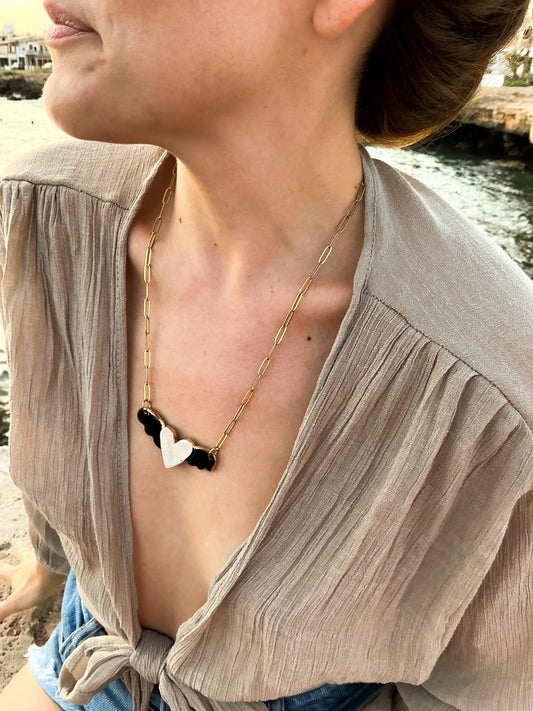 Collar Flying hearts