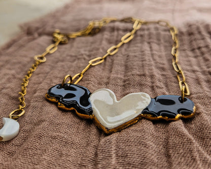 Collar Flying hearts
